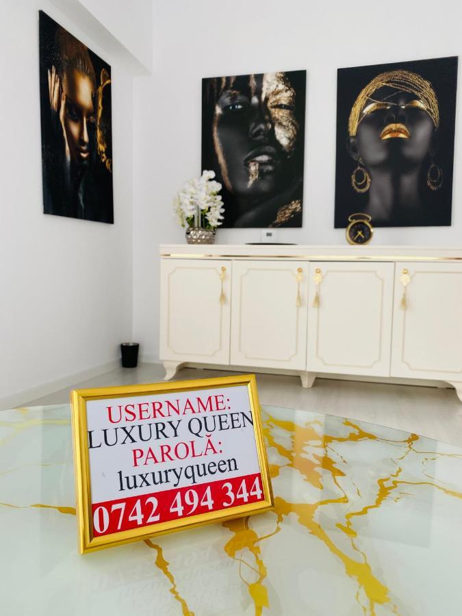 Luxury Queen Кымпулунг-Молдовенеск Экстерьер фото